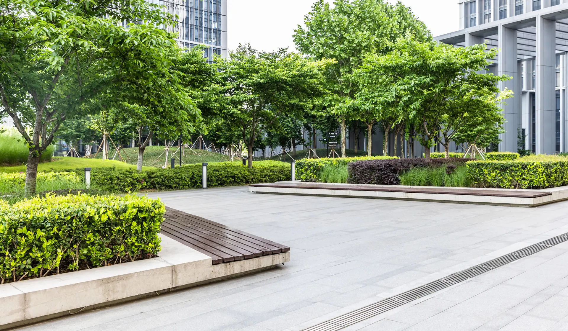 Full-service commercial landscaping providing landscape design, maintenance, and hardscape installation